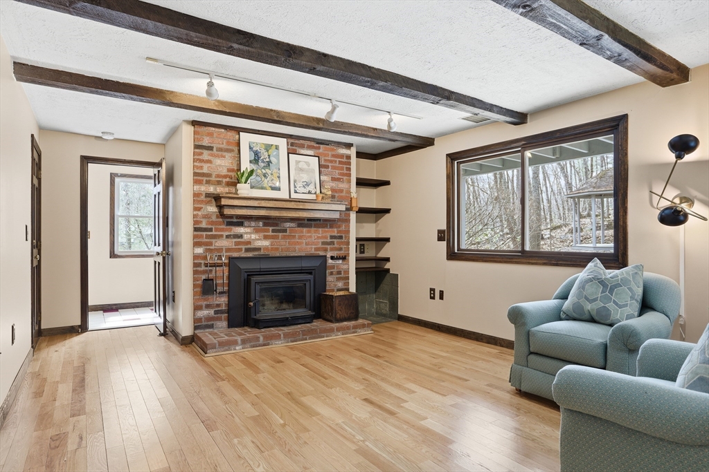 76 Tenney Road Westford, MA 01886 - Photo 5 of 41