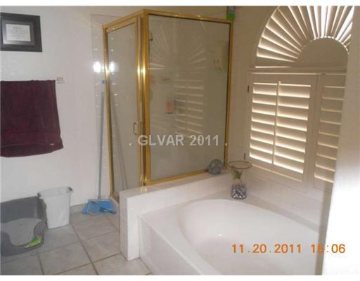 2348 Ramsgate Drive Henderson, NV 89074 - Photo 5 of 13 Master Bath/Spa.