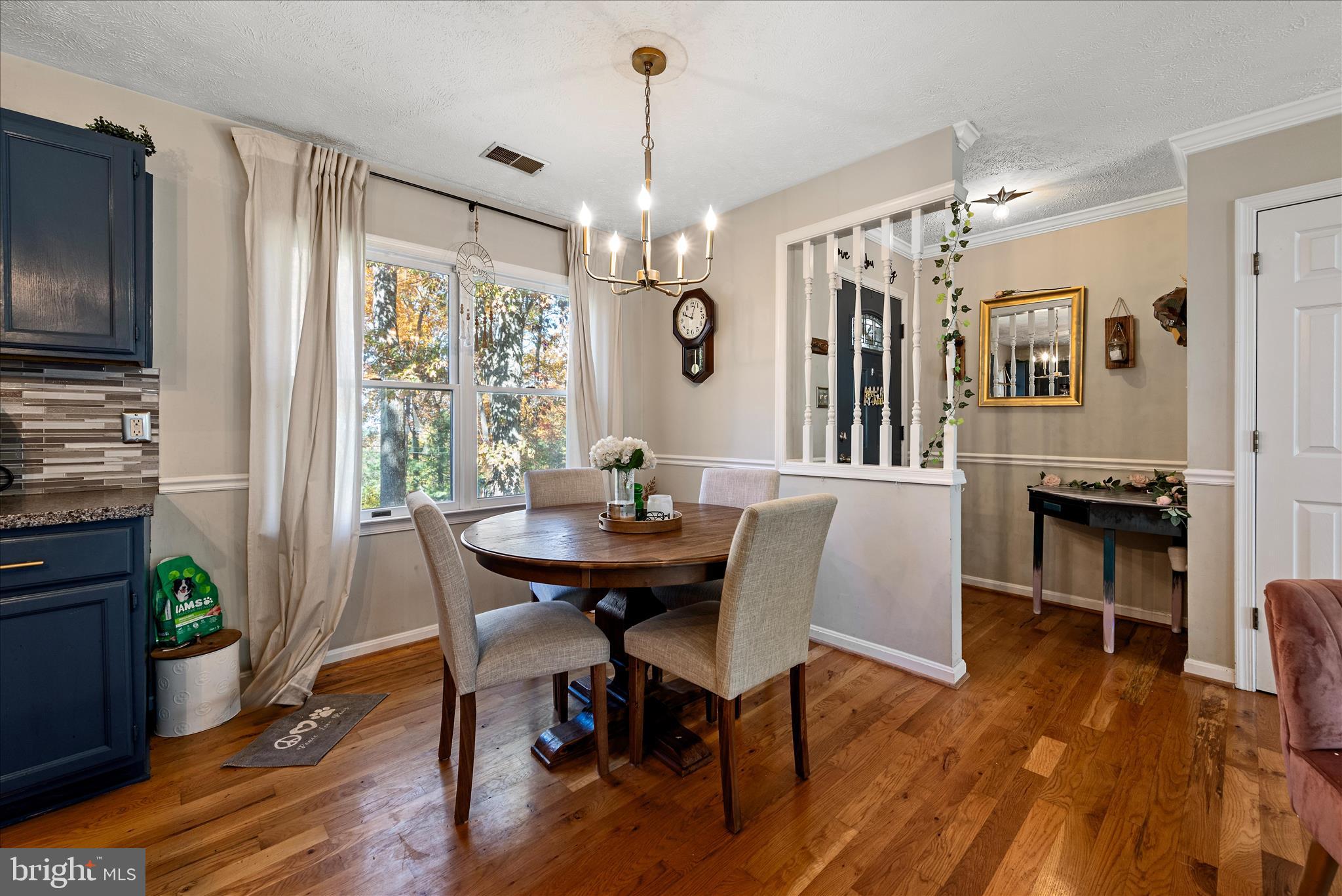 157 Woodthrush Way Linden, VA 22642 - Photo 15 of 38 Dining Room