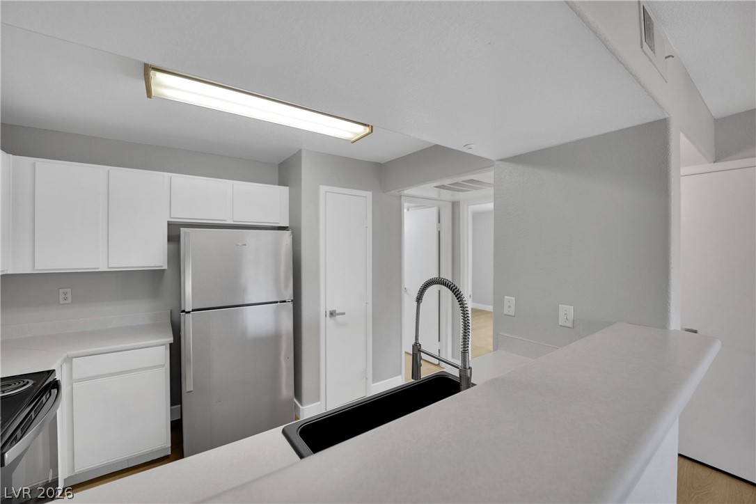 2300 East Silverado Ranch Boulevard, Unit 2113 Las Vegas, NV 89123 - Photo 14 of 37