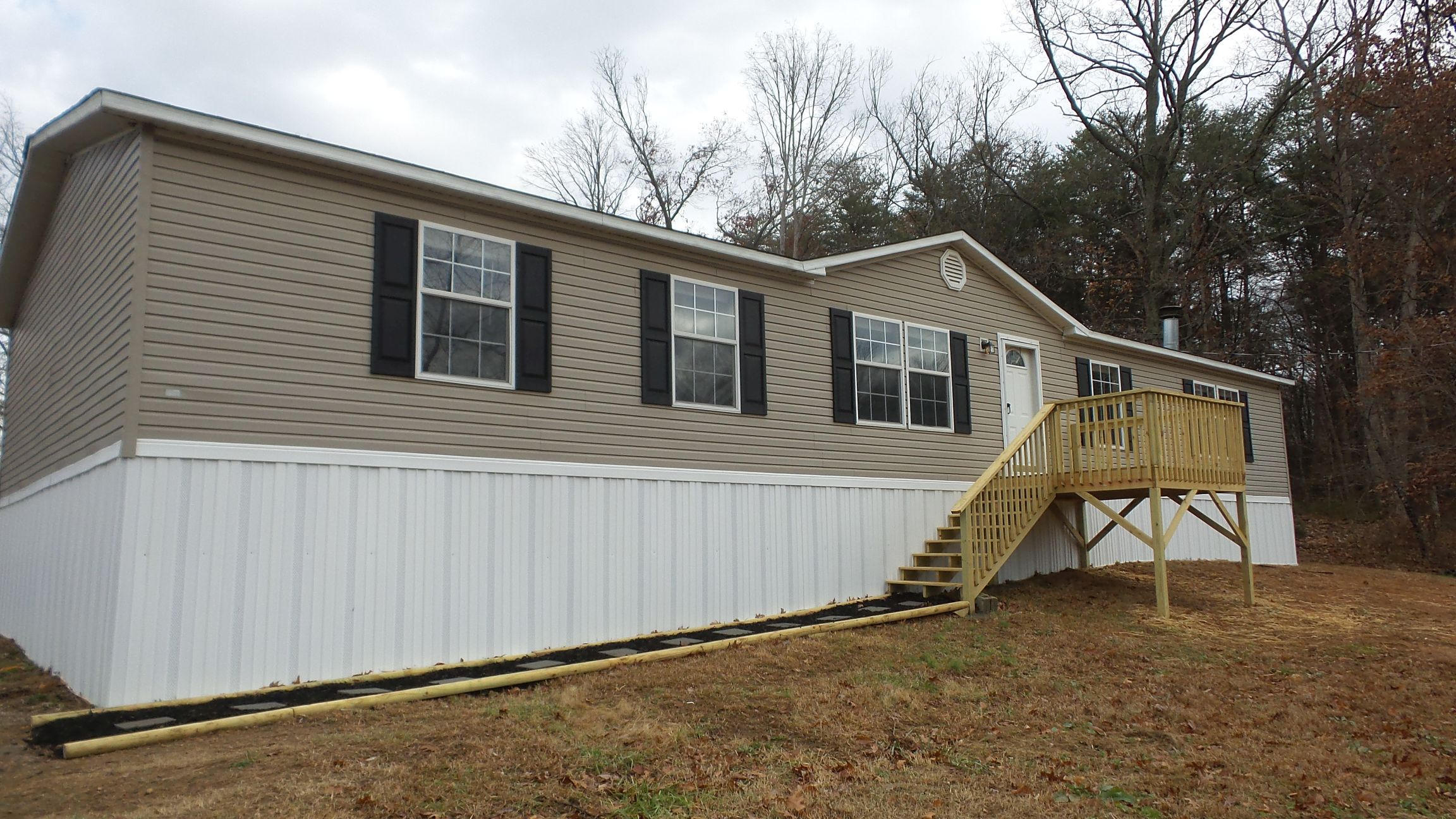 1765 McGhee Road Greenback, TN 37742 - Photo 17 of 18 20141203_063851