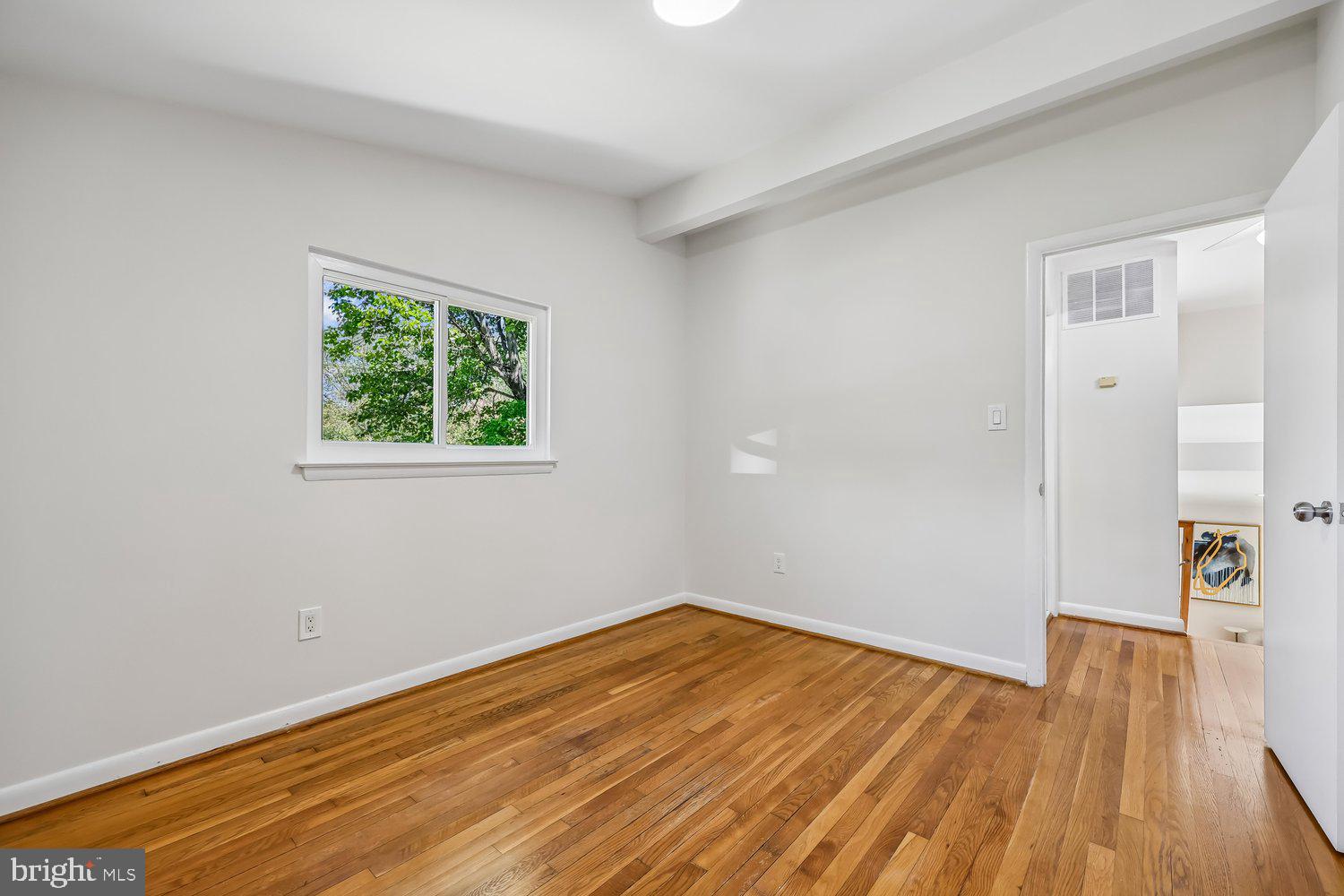 300 Gilsan Court Silver Spring, MD 20902 - Photo 78 of 117 Bedroom