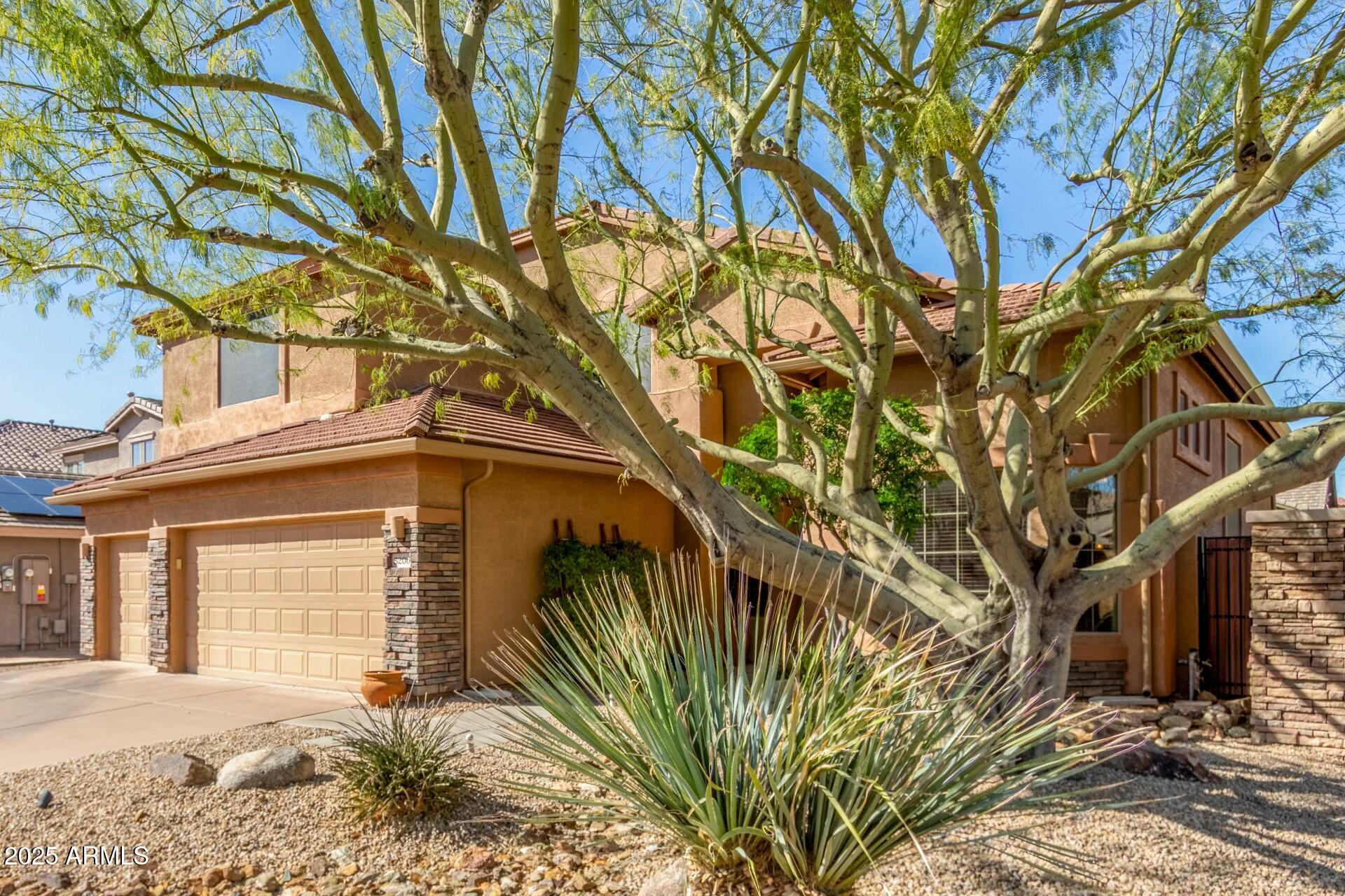 3206 West Sentinel Rock Road Phoenix, AZ 85086 - Photo 1 of 48 tempImagehdMkvc