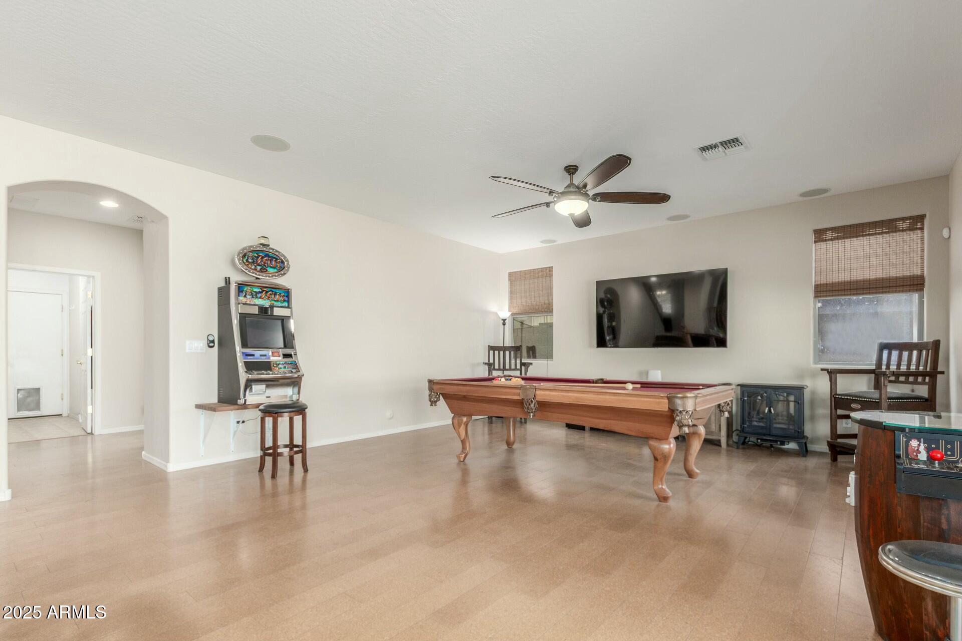 3206 West Sentinel Rock Road Phoenix, AZ 85086 - Photo 14 of 48 tempImageqWcOJi