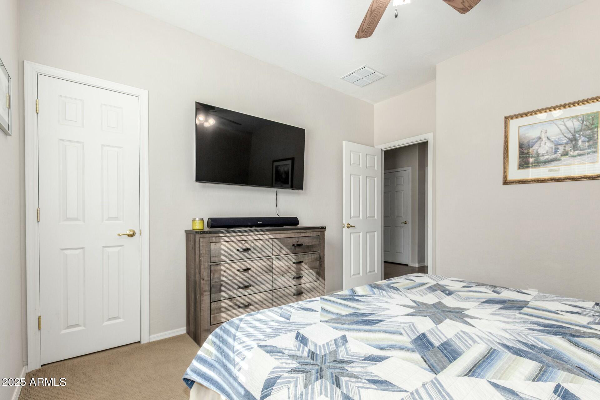 3206 West Sentinel Rock Road Phoenix, AZ 85086 - Photo 31 of 48 tempImageQ4WAJN