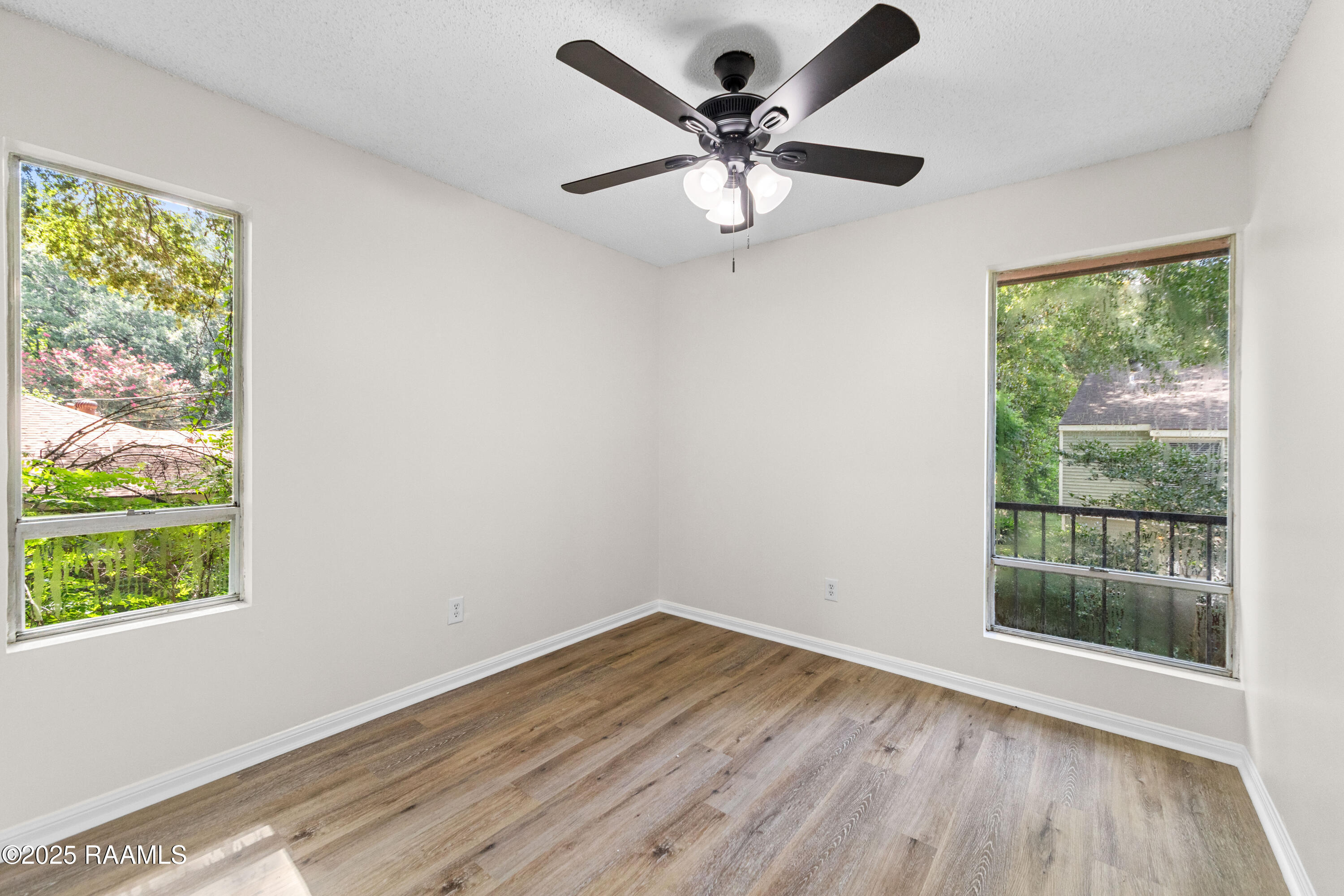 313 Sidney Martin Road Lafayette, LA 70507 - Photo 12 of 22 313 Sidney Martin-44