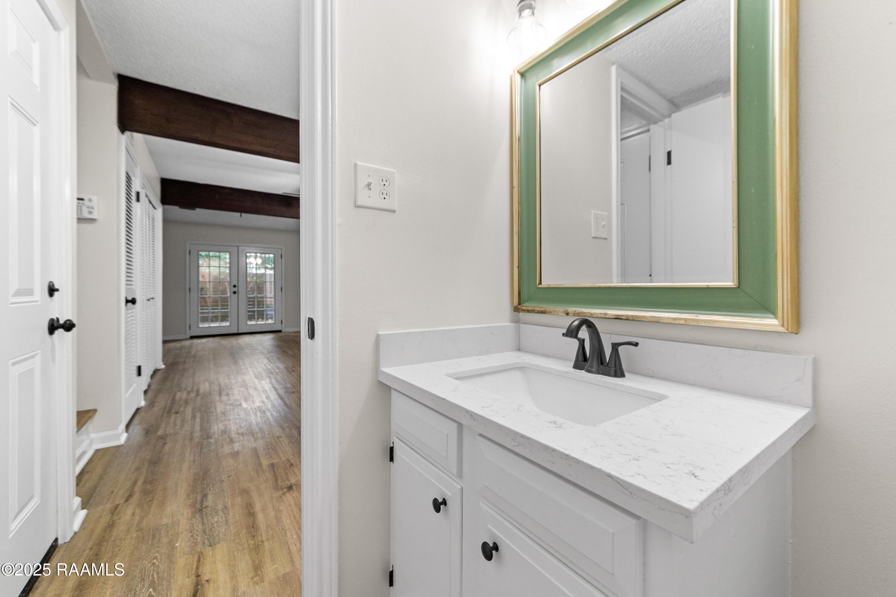 313 Sidney Martin Road Lafayette, LA 70507 - Photo 10 of 22 313 Sidney Martin-38