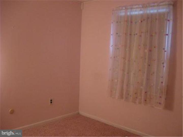 38 Henry Street Riverside, NJ 08075 - Photo 9 of 14 Bedroom