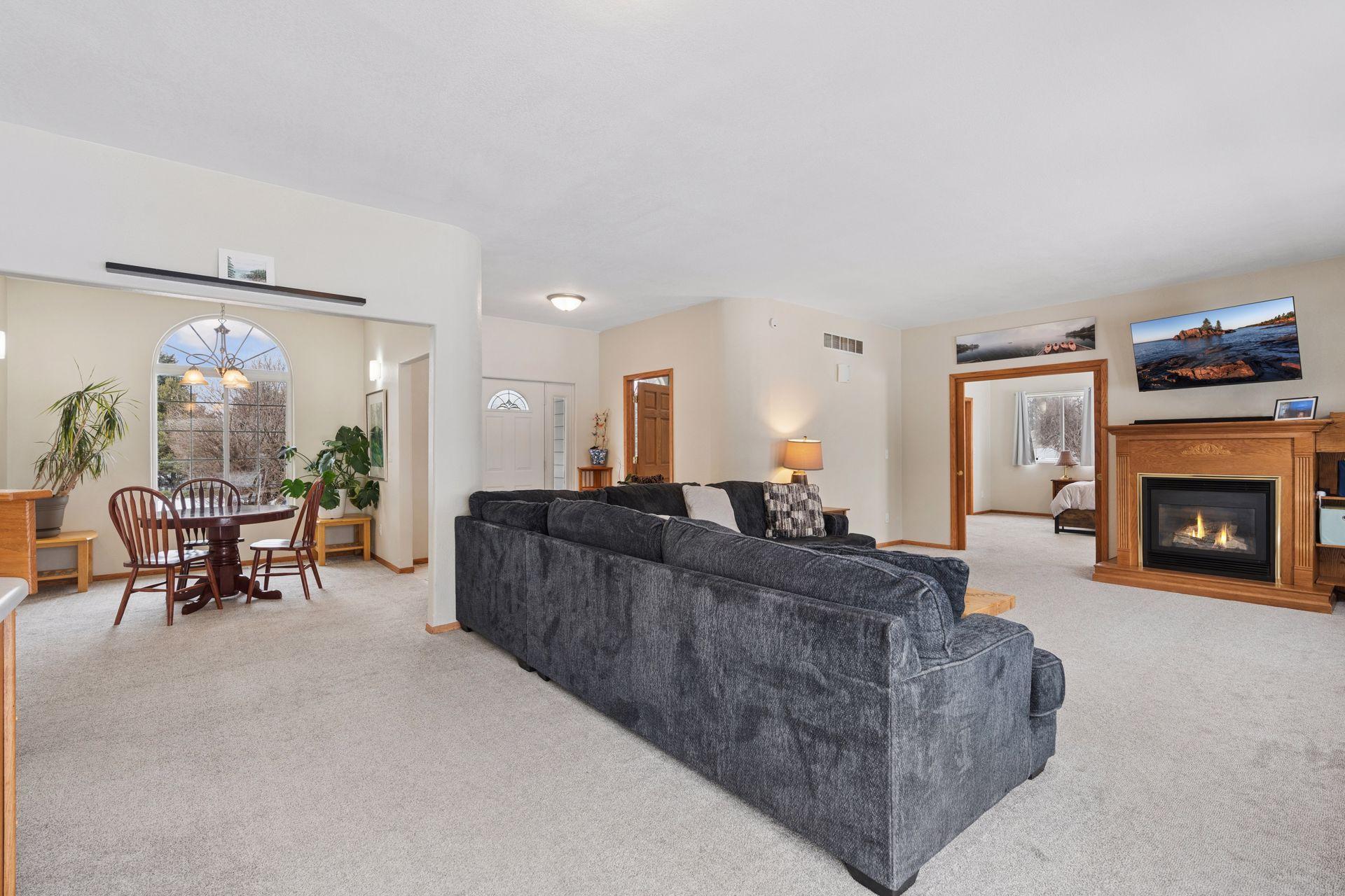 N5694 1245th Street Prescott, WI 54021 - Photo 3 of 37