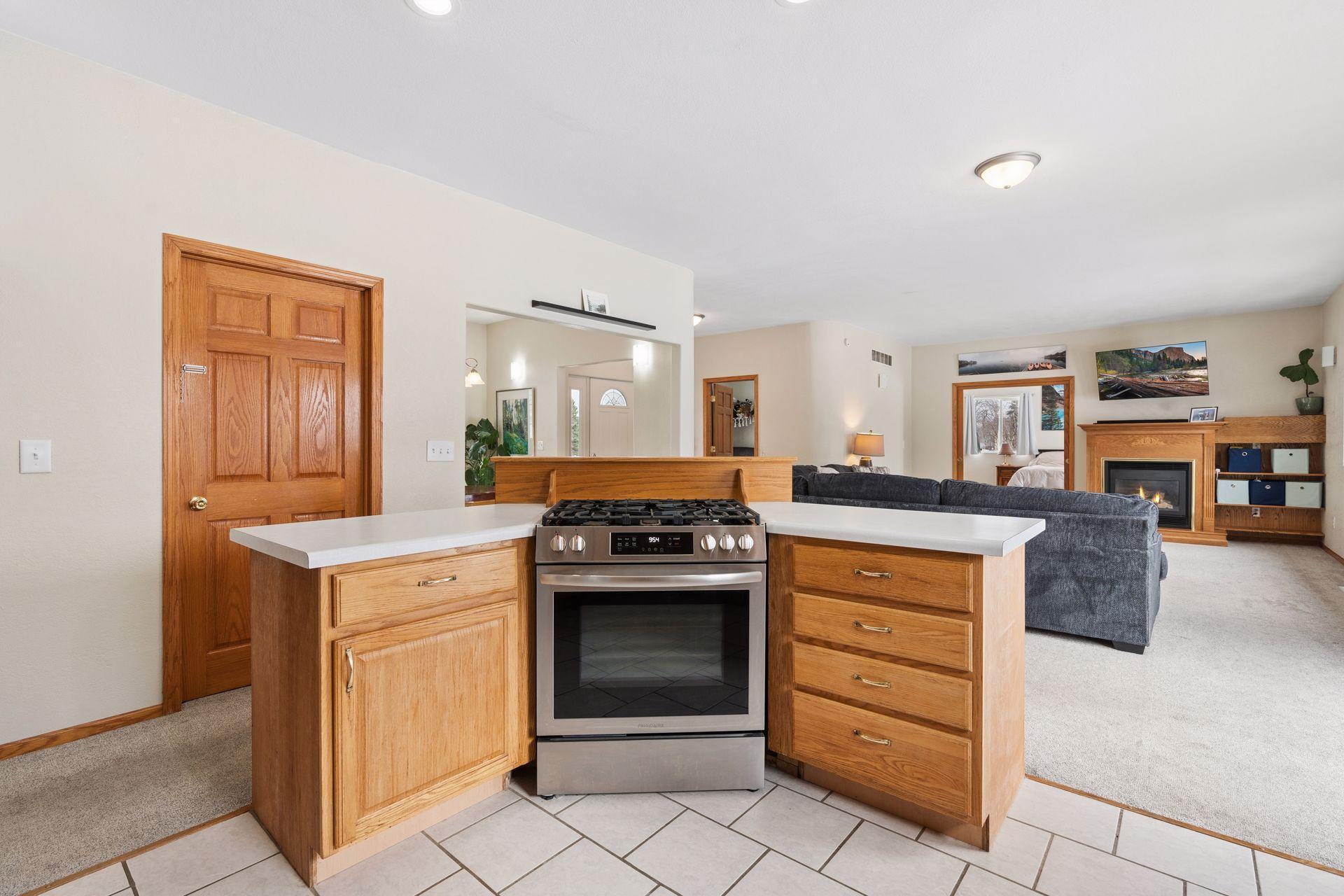 N5694 1245th Street Prescott, WI 54021 - Photo 7 of 37