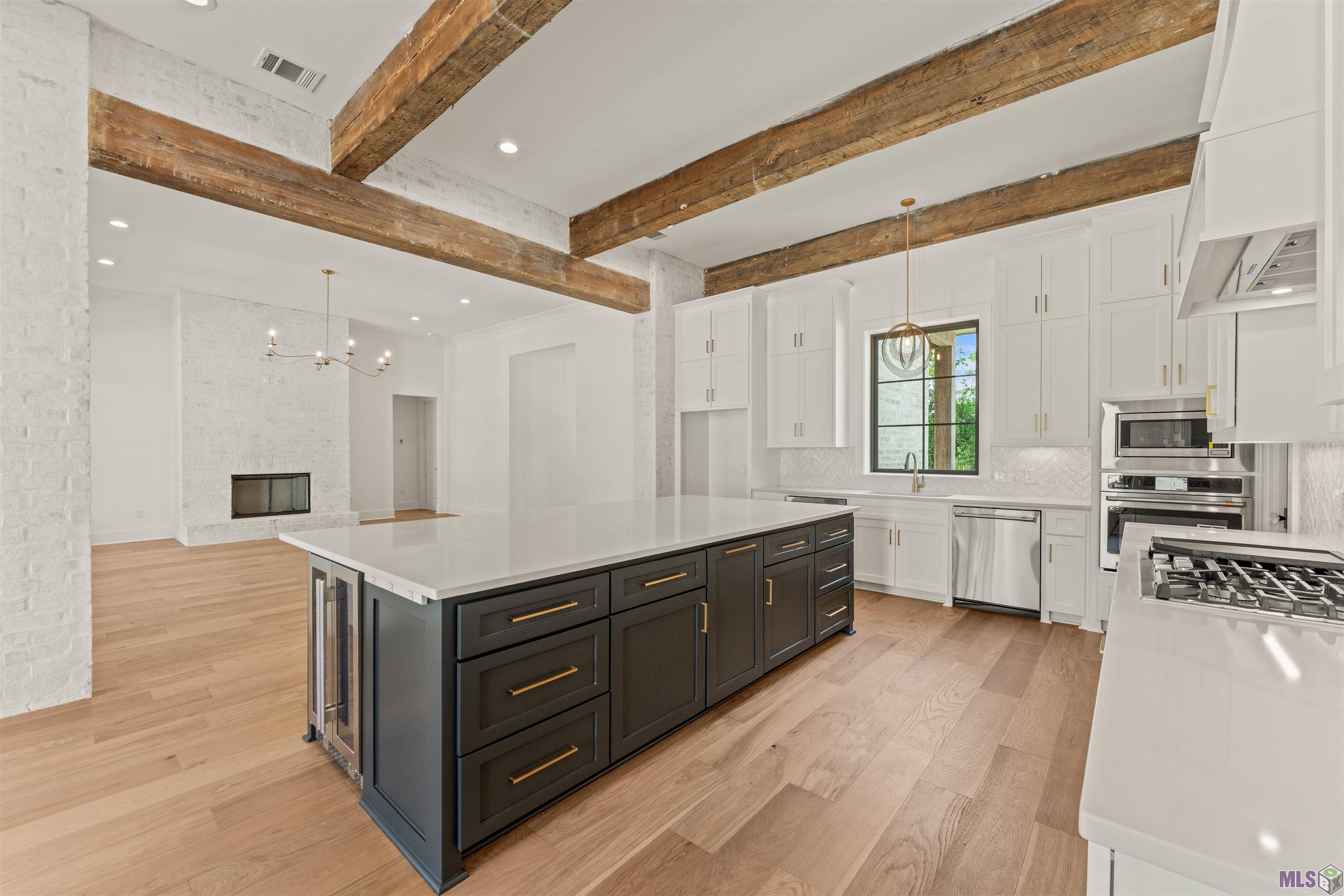9189 Hillon Hood Road Denham Springs, LA 70726 - Photo 10 of 41