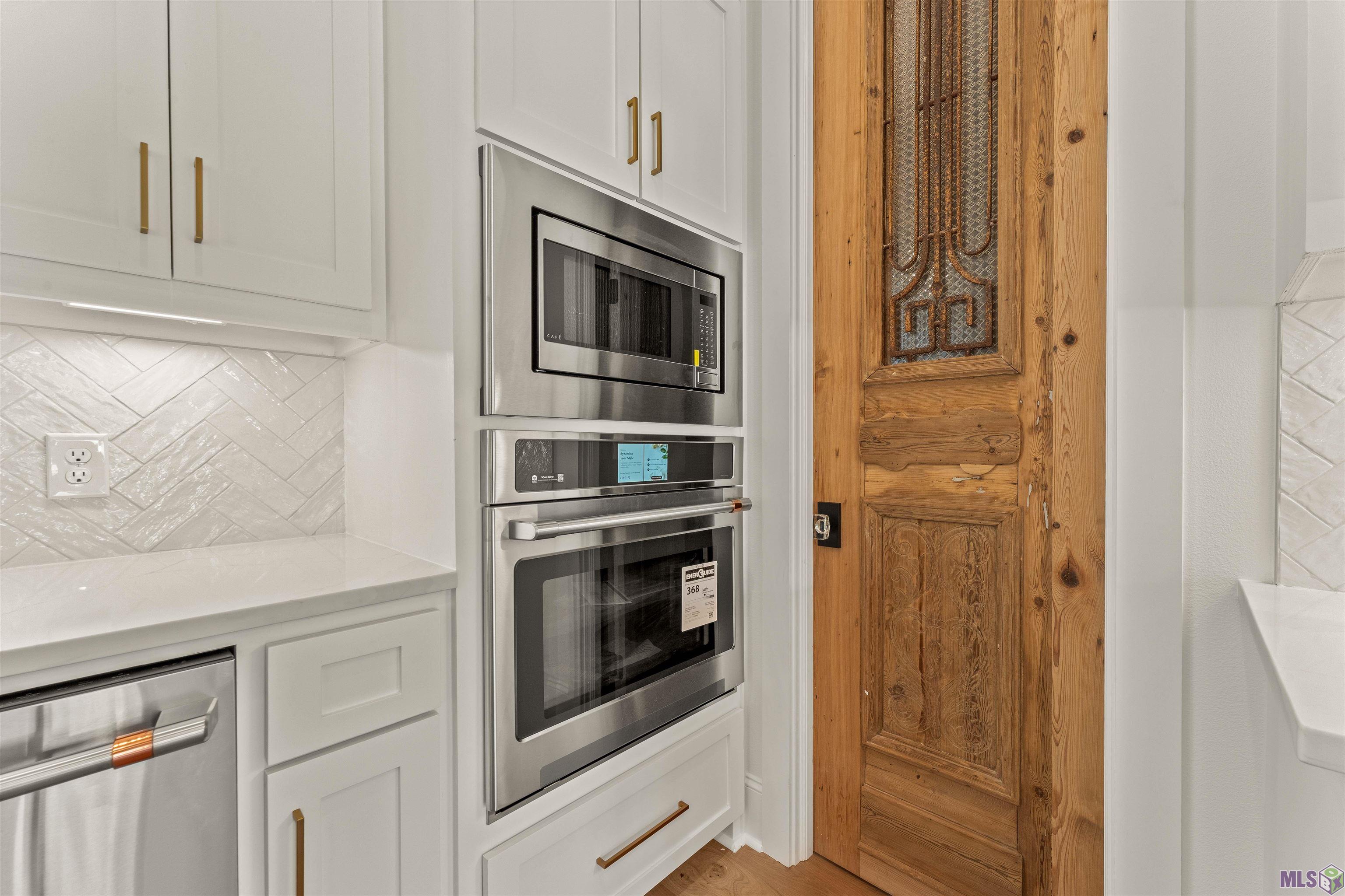 9189 Hillon Hood Road Denham Springs, LA 70726 - Photo 13 of 41 Antique Reclaimed Wood Door from NEW ORLEANS !