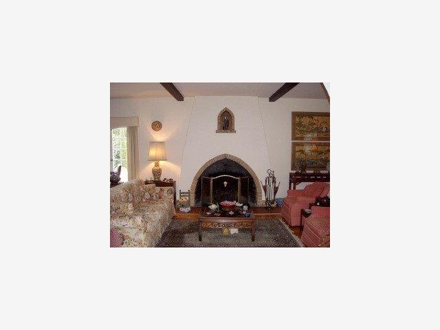 25227 Hatton Road Carmel, CA 93923 - Photo 3 of 9 Gallery Image 3