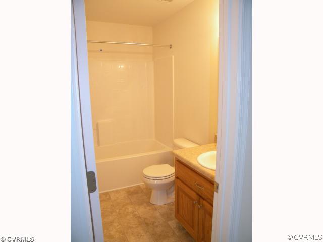 5715 Courthouse Road Prince George, VA 23875 - Photo 12 of 12 Other - Hall bath.