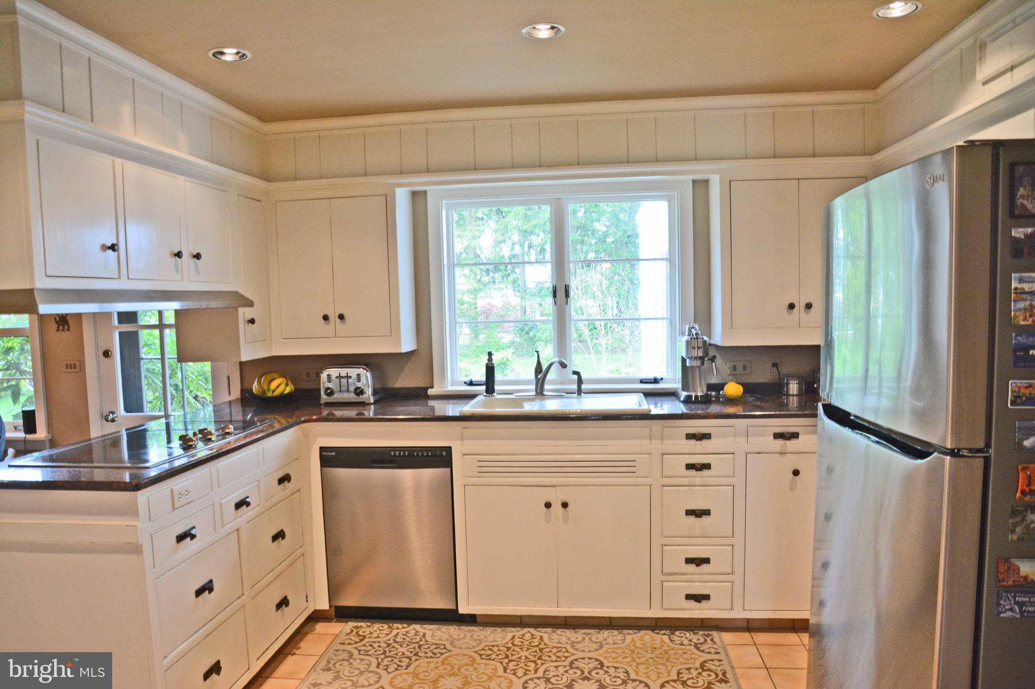 1505 Hillcrest Road Lancaster, PA 17603 - Photo 12 of 64 Gallery Image 12
