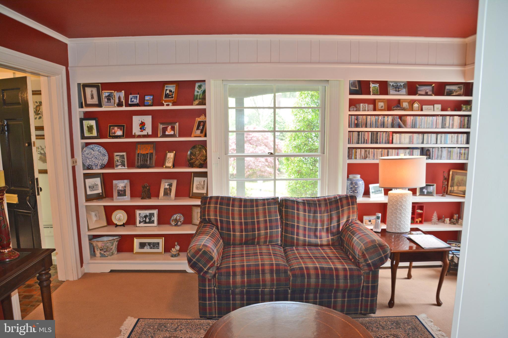 1505 Hillcrest Road Lancaster, PA 17603 - Photo 20 of 64 Library/Study from Kitchen