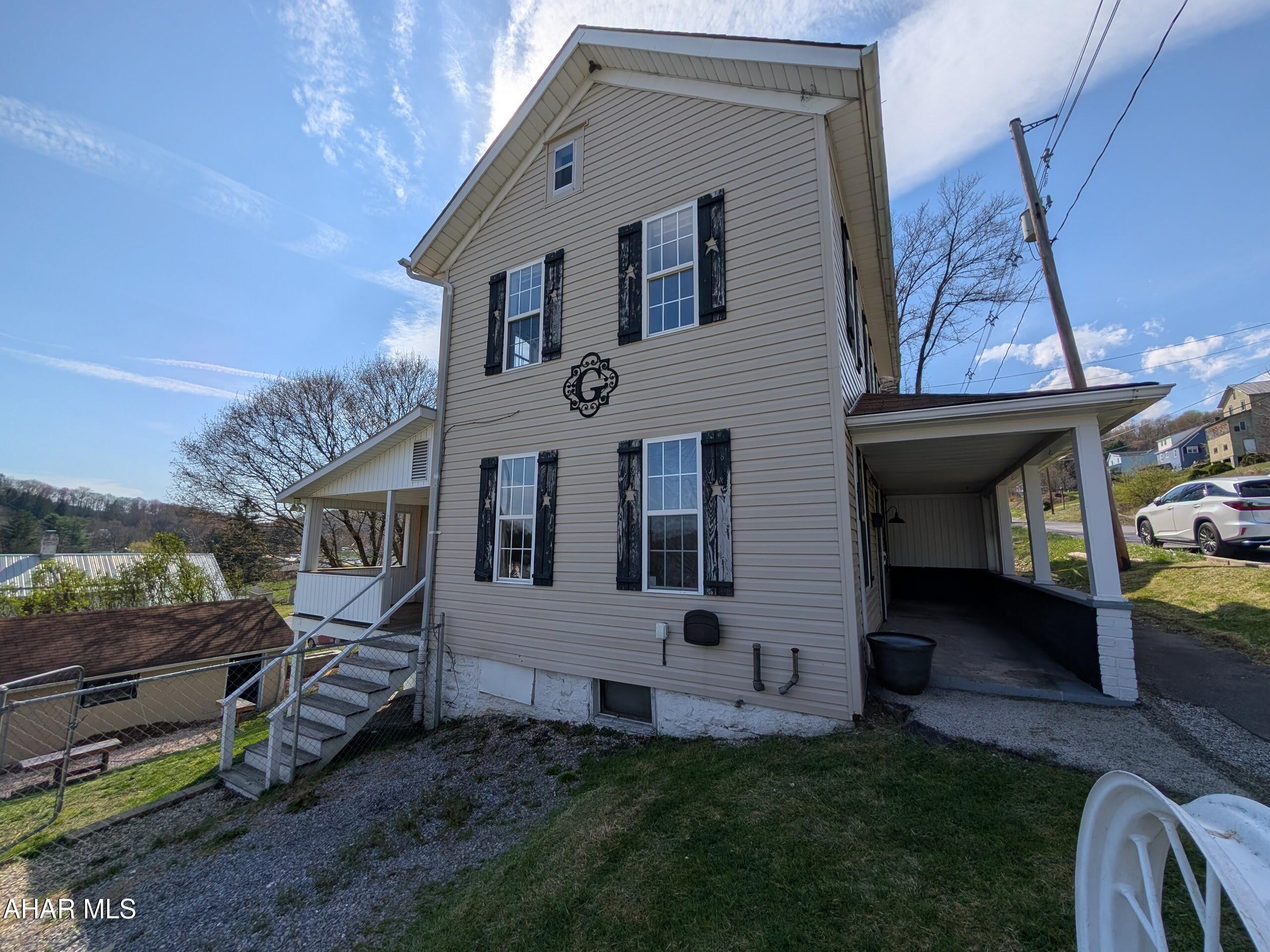 809 Beech Avenue Patton, PA 16668 - Photo 4 of 29