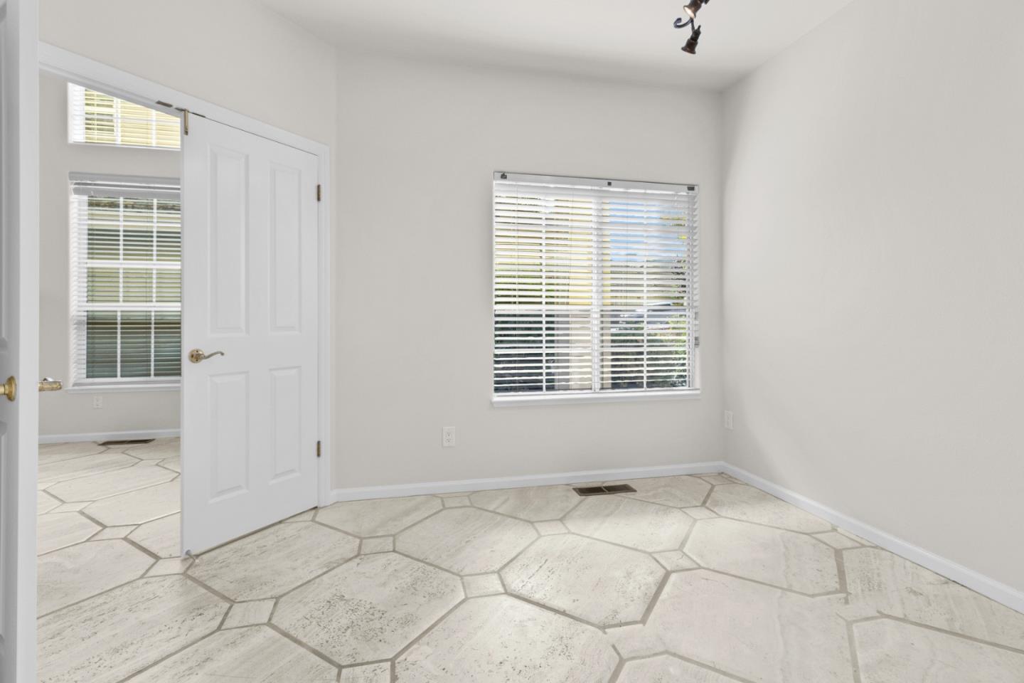 14475 Mountain Quail Road Salinas, CA 93908 - Photo 19 of 43 Gallery Image 19
