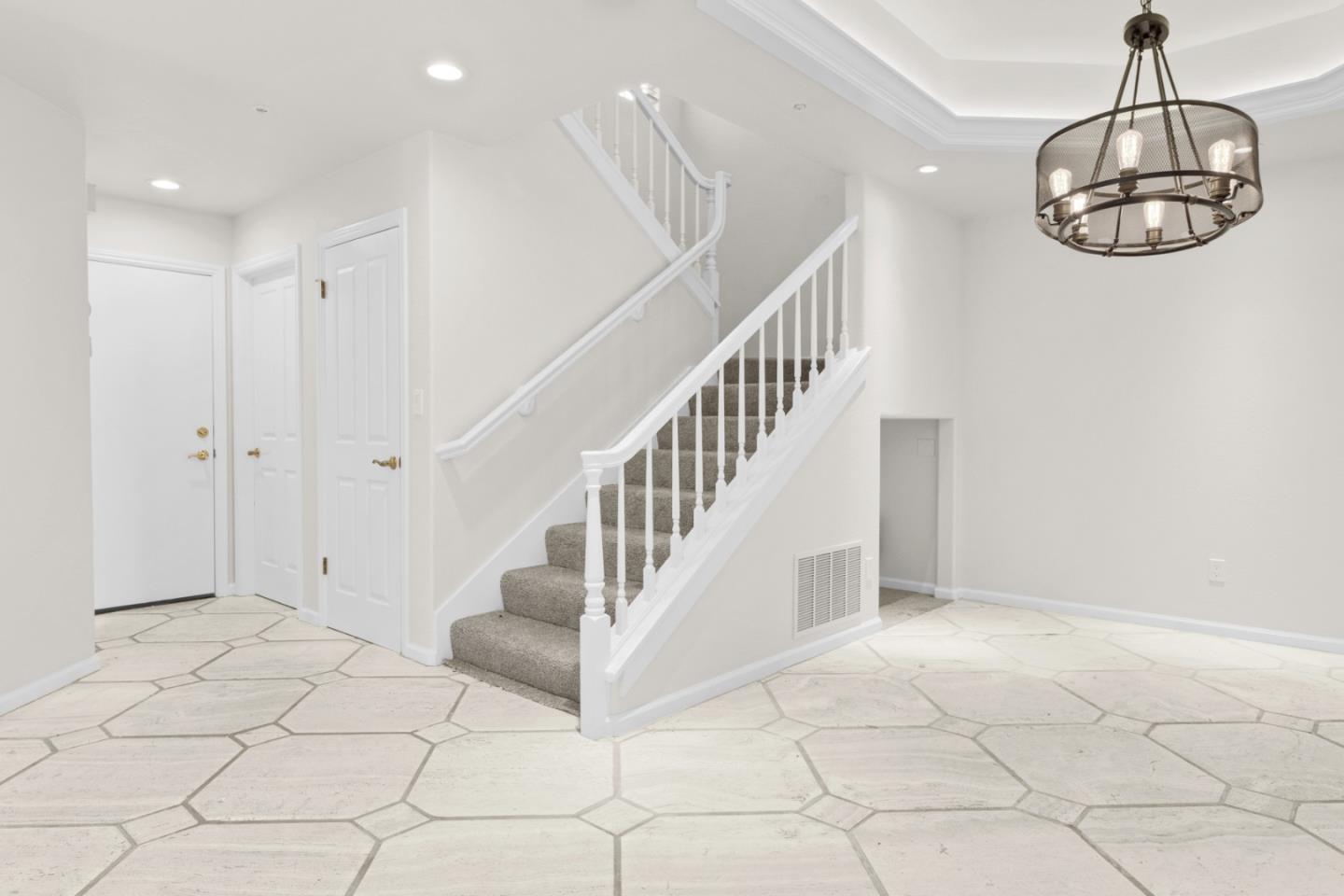14475 Mountain Quail Road Salinas, CA 93908 - Photo 8 of 43 Gallery Image 8