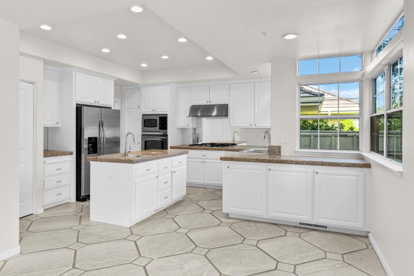 14475 Mountain Quail Road Salinas, CA 93908 - Photo 10 of 43 Gallery Image 10
