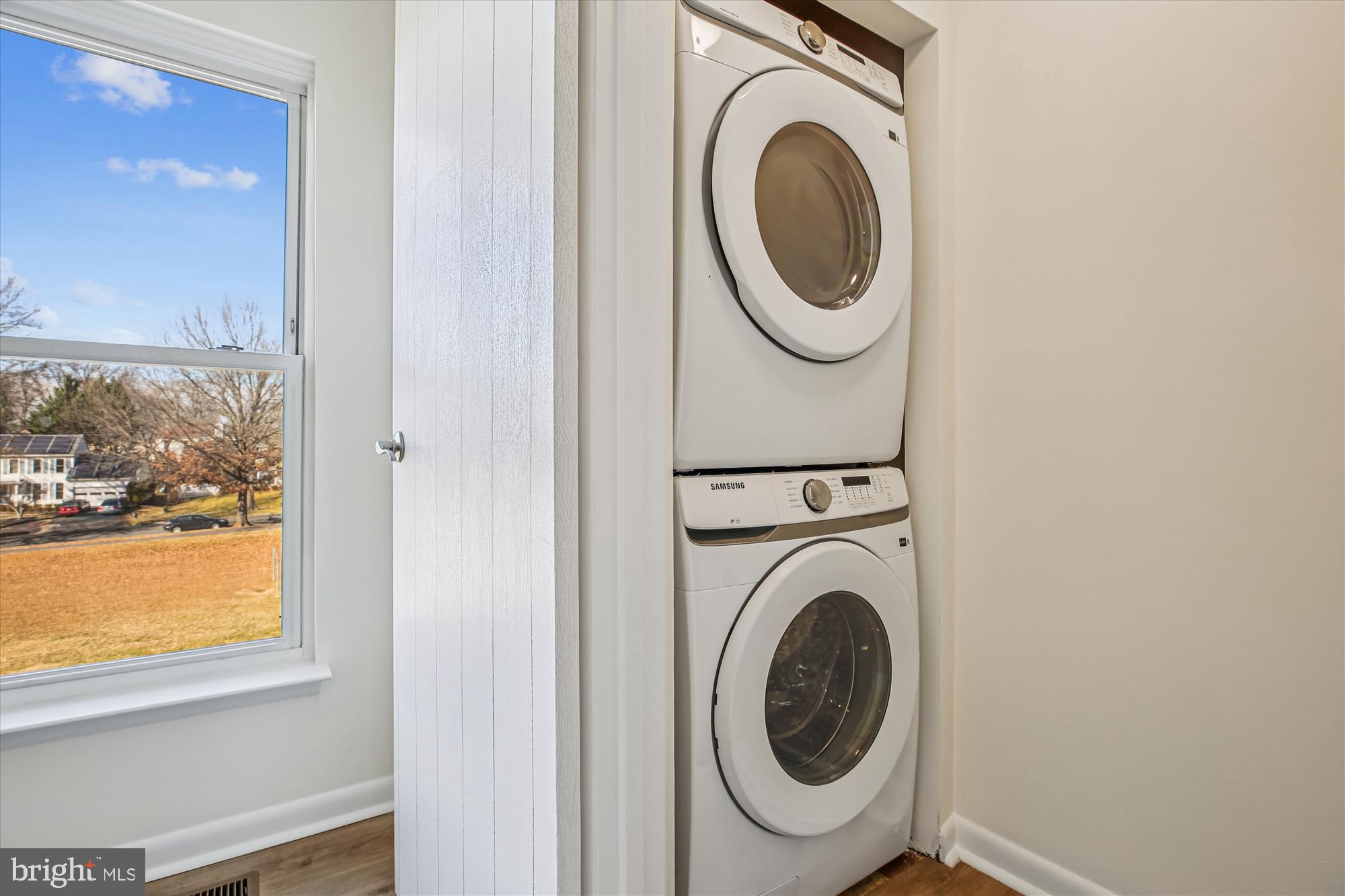 18206 Rolling Meadow Way, Unit 182 Olney, MD 20832 - Photo 28 of 44 Laundry