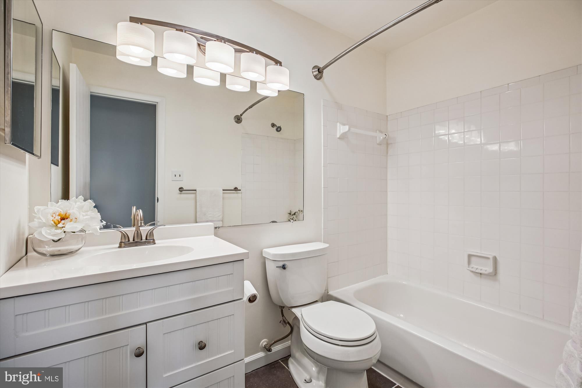 18206 Rolling Meadow Way, Unit 182 Olney, MD 20832 - Photo 37 of 44 Bath