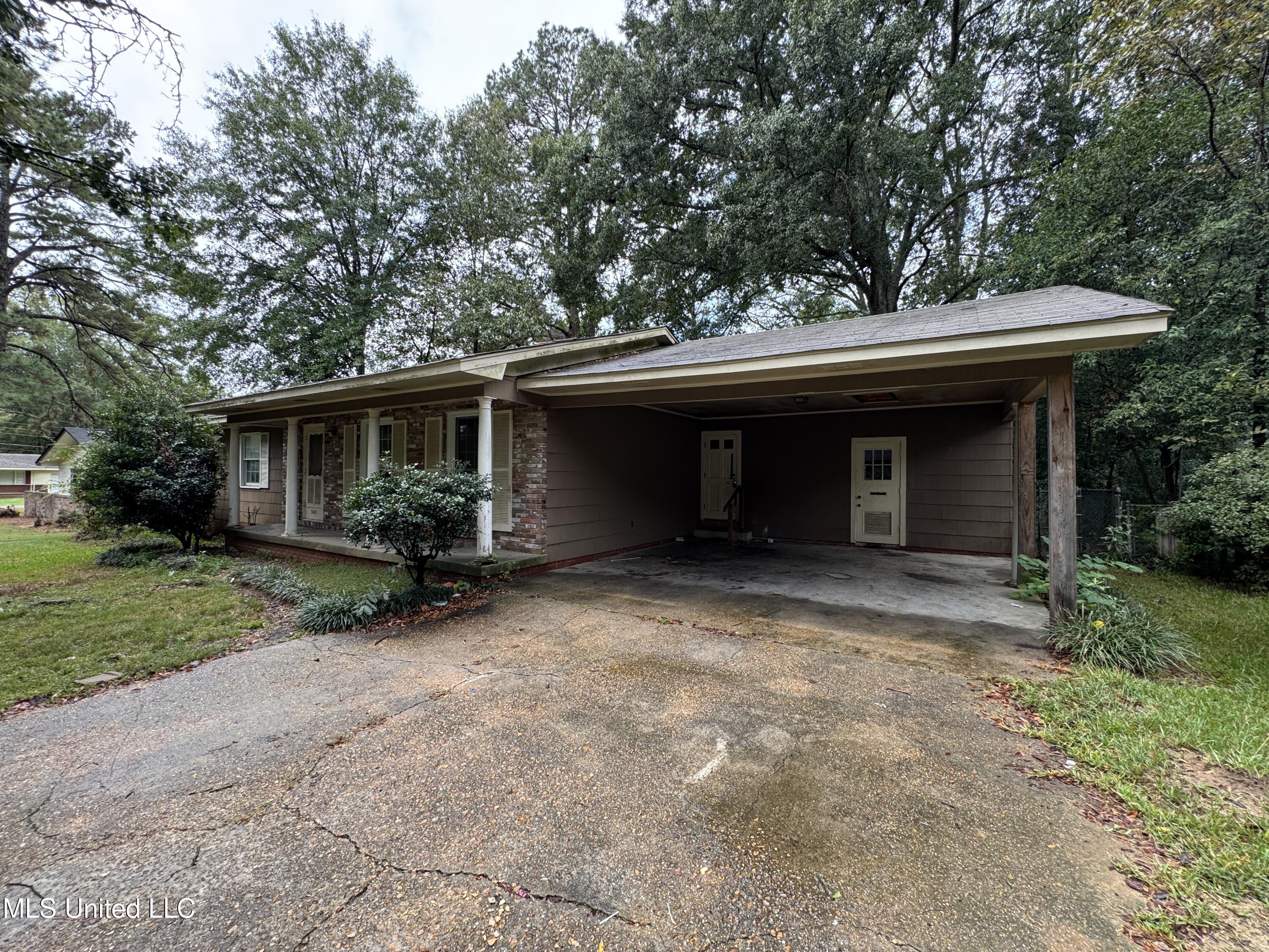 3143 Revere Street Jackson, MS 39212 - Photo 2 of 12 IMG_6182