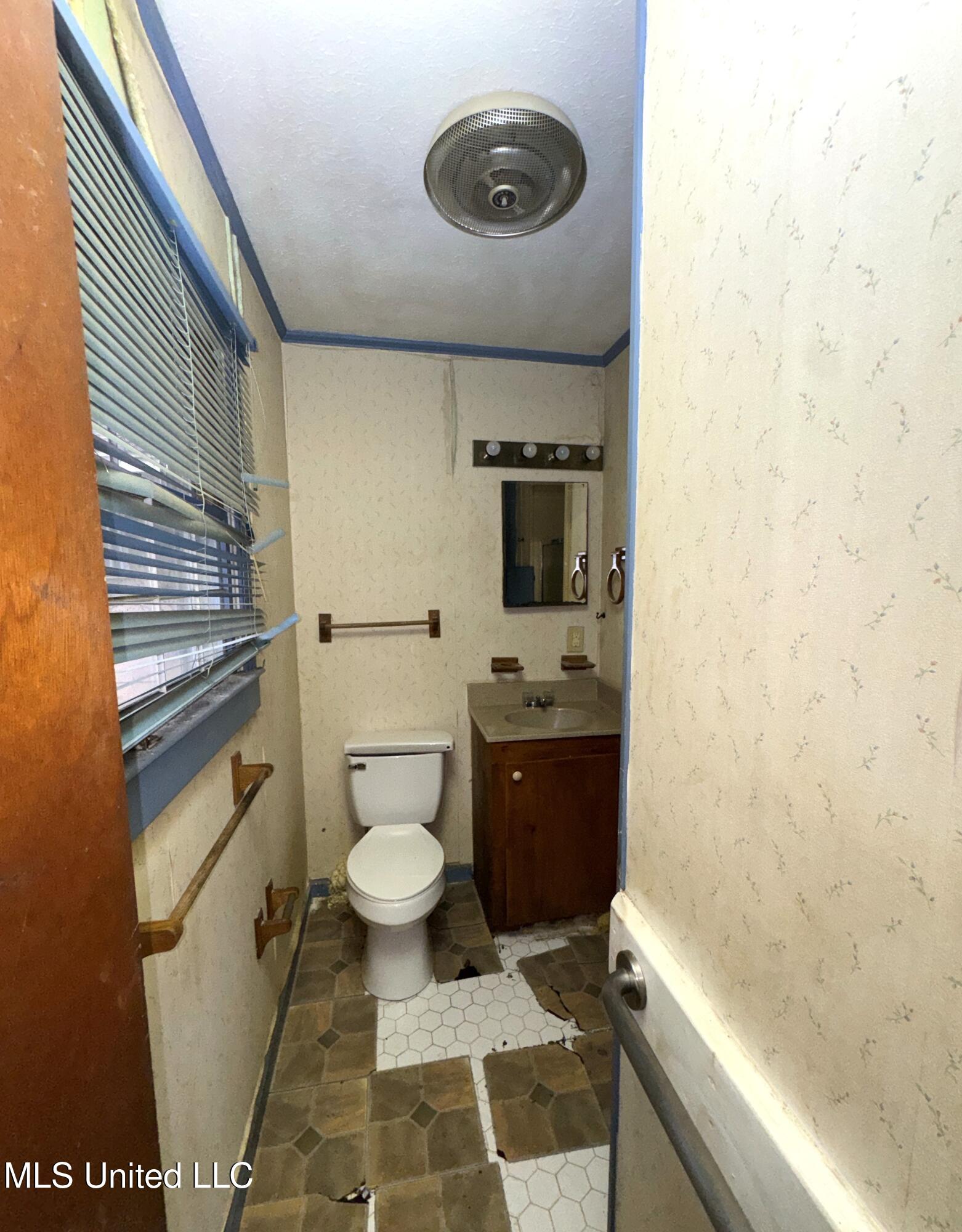 3143 Revere Street Jackson, MS 39212 - Photo 10 of 12 IMG_6177