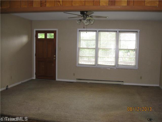 205 Ivey Road Graham, NC 27253 - Photo 6 of 16 Exterior Front. Living