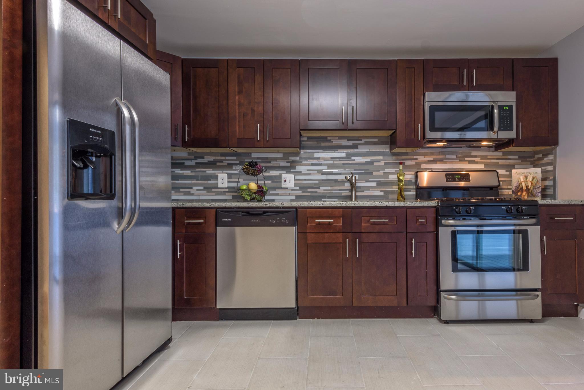 451 Old Home Road Baltimore, MD 21206 - Photo 7 of 28 Kitchen