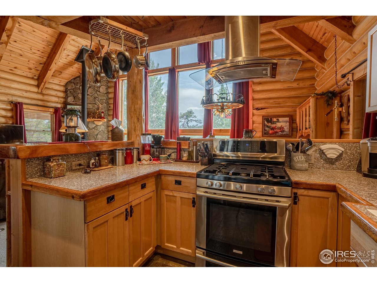 316 Two Bears Road Livermore, CO 80536 - Photo 13 of 39 Gallery Image 13