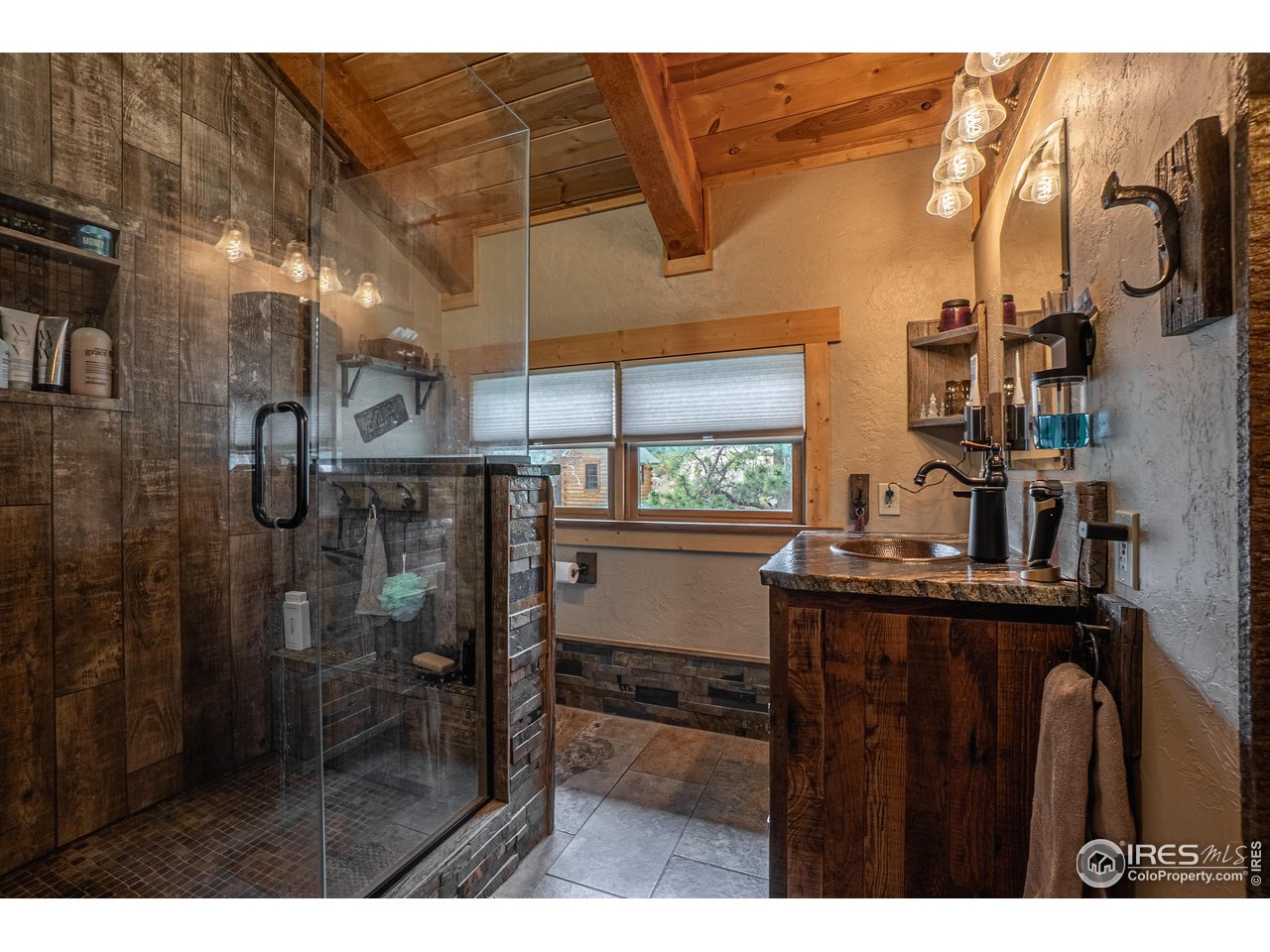 316 Two Bears Road Livermore, CO 80536 - Photo 20 of 39 Gallery Image 20