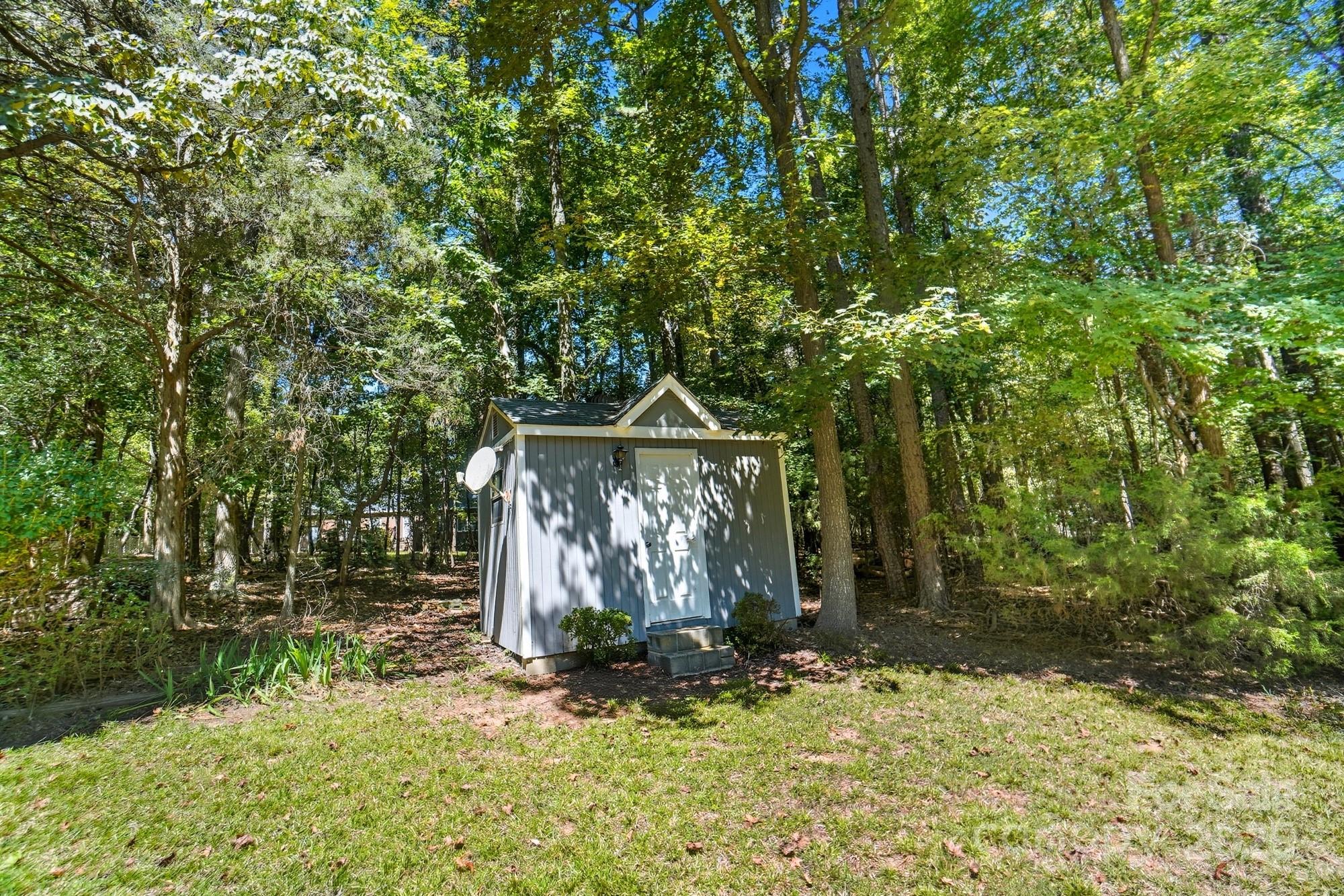 803 Victorian Lane Monroe, NC 28112 - Photo 34 of 46 front view of a house with a yard