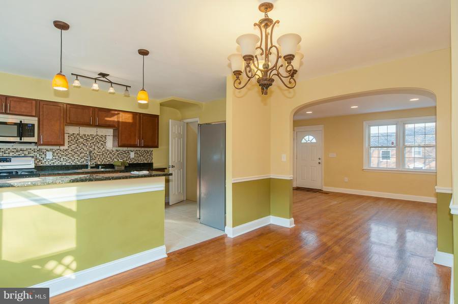 3930 Yolando Road Baltimore, MD 21218 - Photo 7 of 30 Dining Room