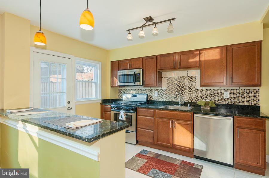 3930 Yolando Road Baltimore, MD 21218 - Photo 9 of 30 Kitchen