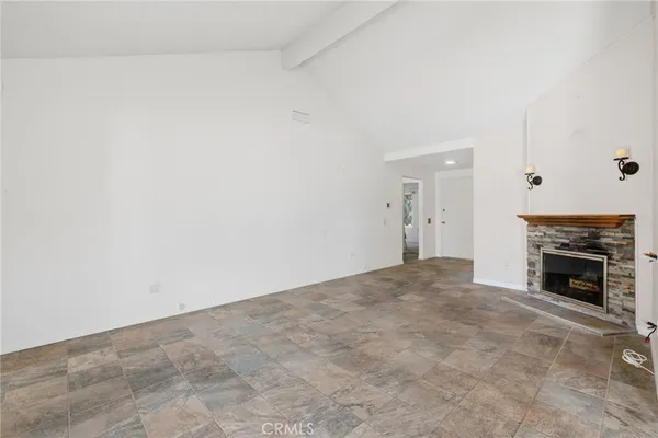 $529,900 | 23117 Village 23, Camarillo, CA 93012