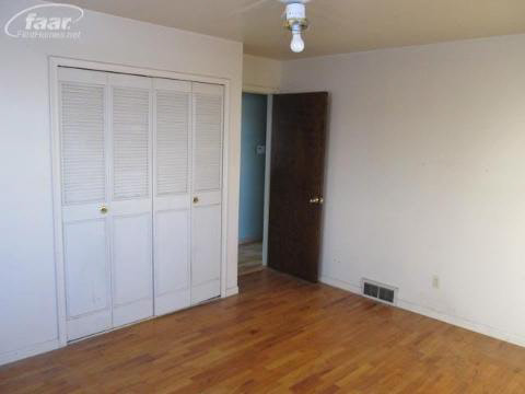 4510 East Copas Road Owosso, MI 48867 - Photo 13 of 17 20166654-12.JPG