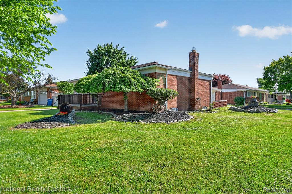 32008 Bunert Road Warren, MI 48088 - Photo 38 of 41