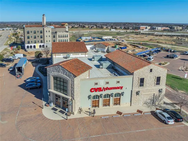 $700,000 | 4 Castellon Drive, Westlake, TX 76262