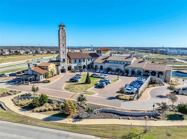 $700,000 | 4 Castellon Drive, Westlake, TX 76262