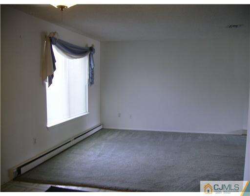 33 B Haddon Road Monroe Township, NJ 08831 - Photo 4 of 13 Gallery Image 4