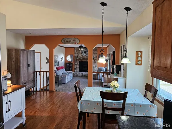 $450,000 | 12051 Vista Drive, Wright City, MO 63390