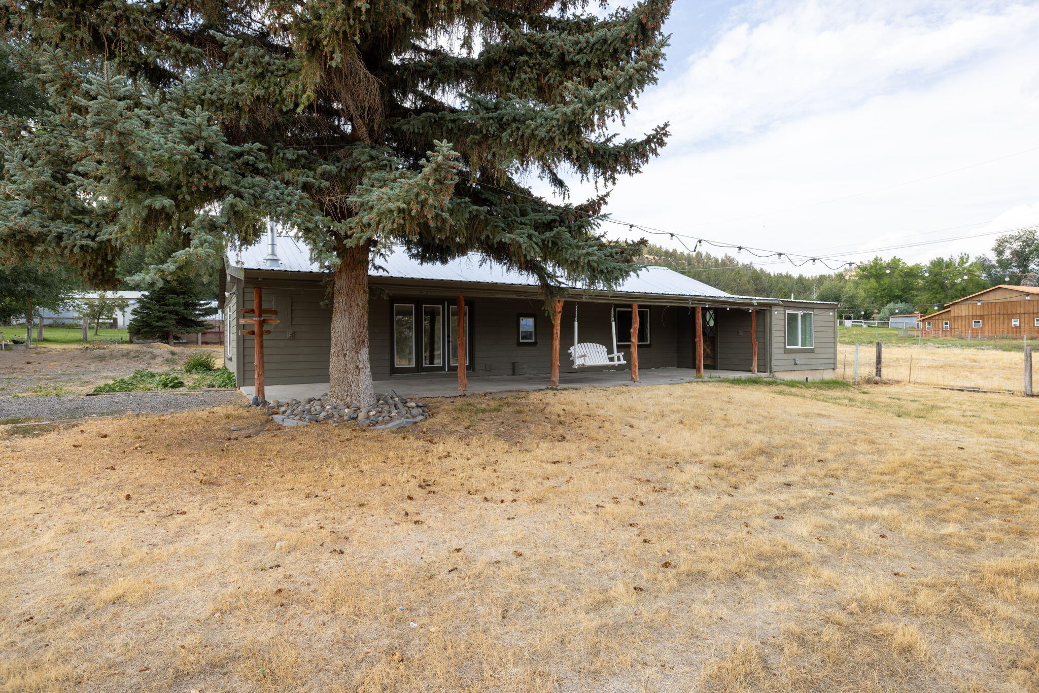 1130 North Barnes Road Prineville, OR 97754 - Photo 4 of 43 44-web-or-mls-1130 NE Barnes Road-44