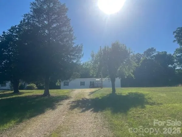 $250,000 | 547 Indian Hill Road, Olin, NC 28660