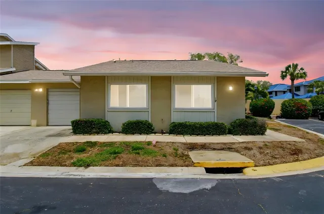 $139,900 | 1671 Cape Ann Avenue Northeast, Unit 4, St. Petersburg, FL 33702