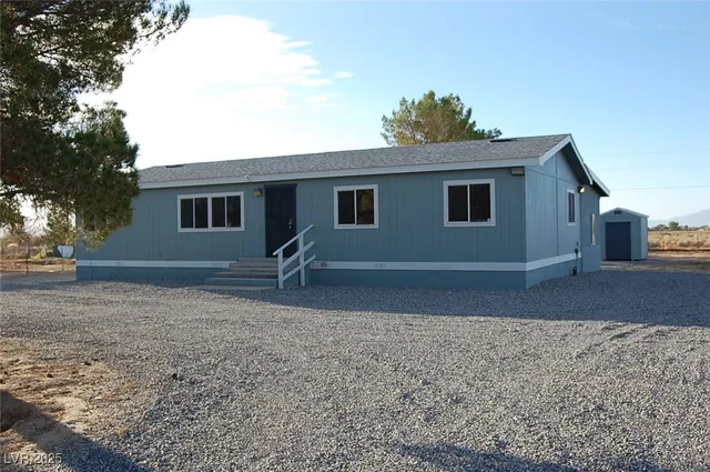 $1,800 | 1591 Avellaneda Street, Pahrump, NV 89060