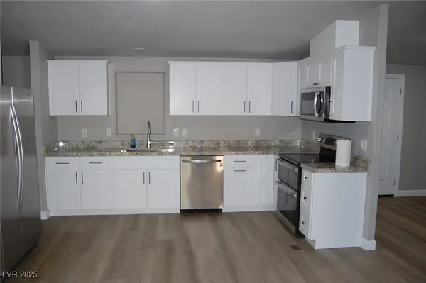 $1,800 | 1591 Avellaneda Street, Pahrump, NV 89060