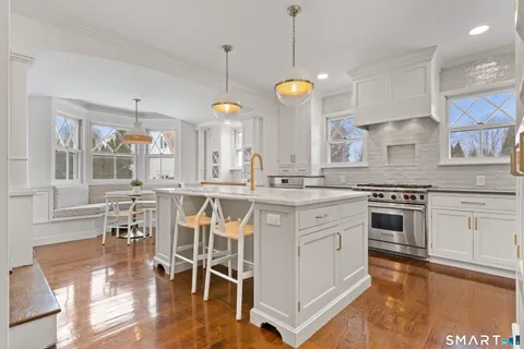 $2,950,000 | 40 Rogers Road, Stamford, CT 06902