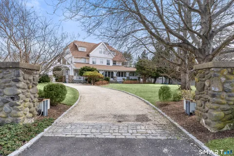 $2,950,000 | 40 Rogers Road, Stamford, CT 06902