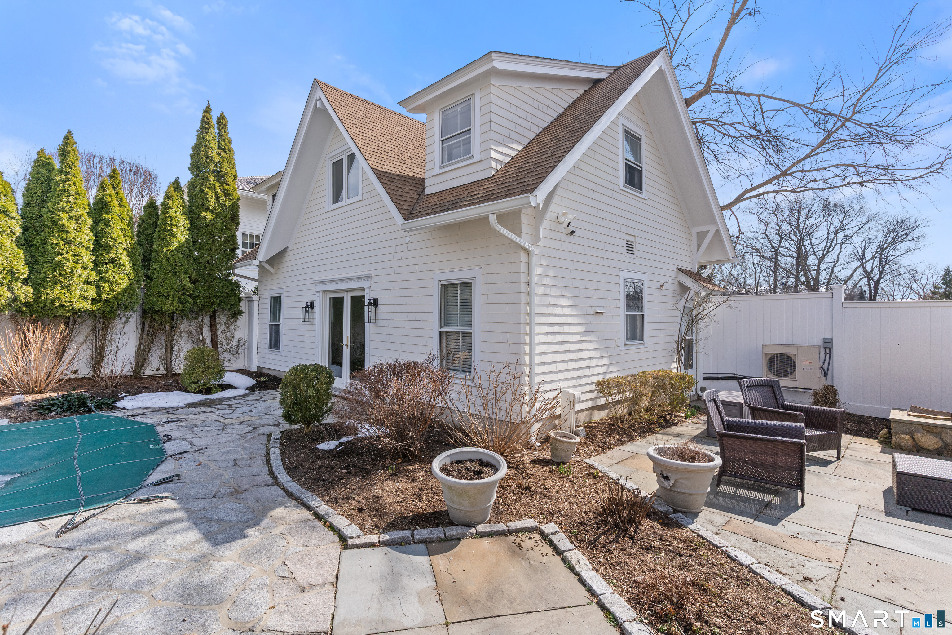 40 Rogers Road Stamford, CT 06902 - Photo 34 of 40